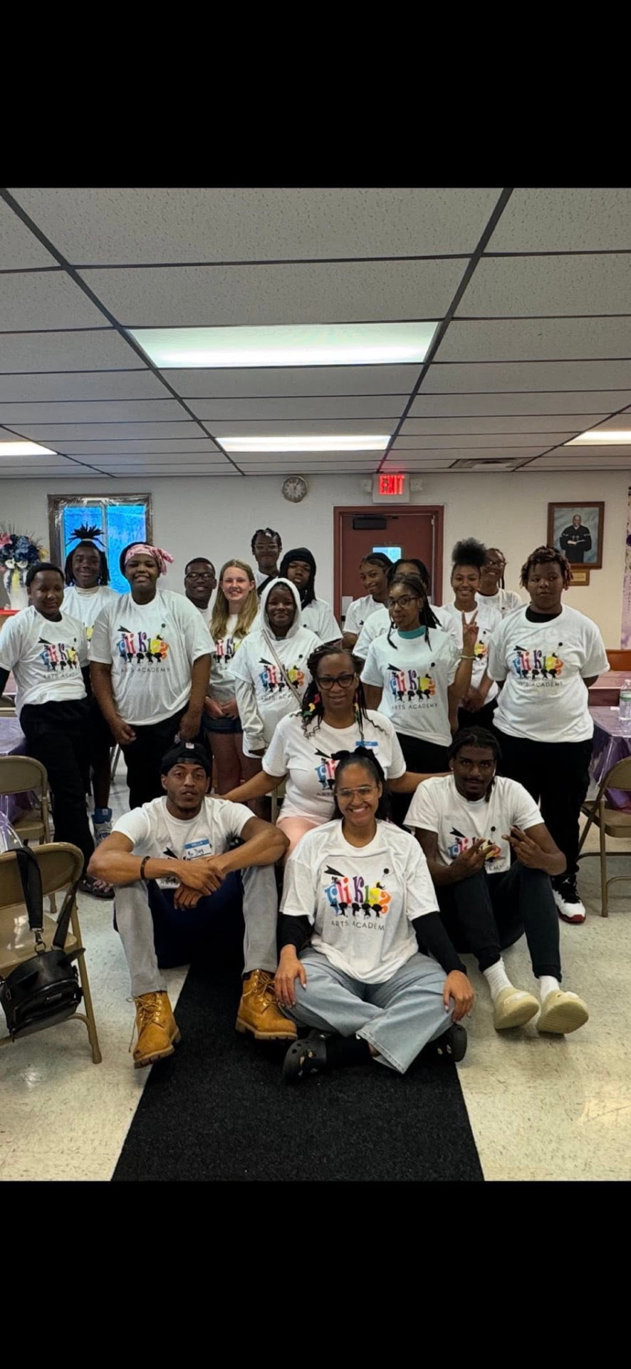 FliKidz students and staff together
